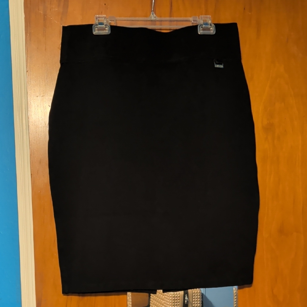 Calvin Klein Elegant Black Women's Skirt